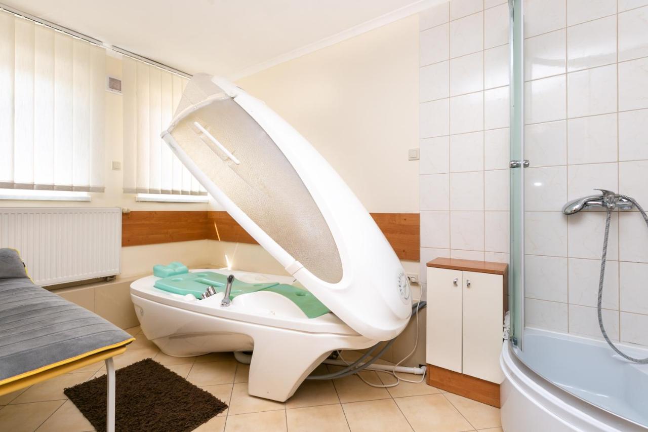 Madohora Slemien Otel Kocon Dış mekan fotoğraf